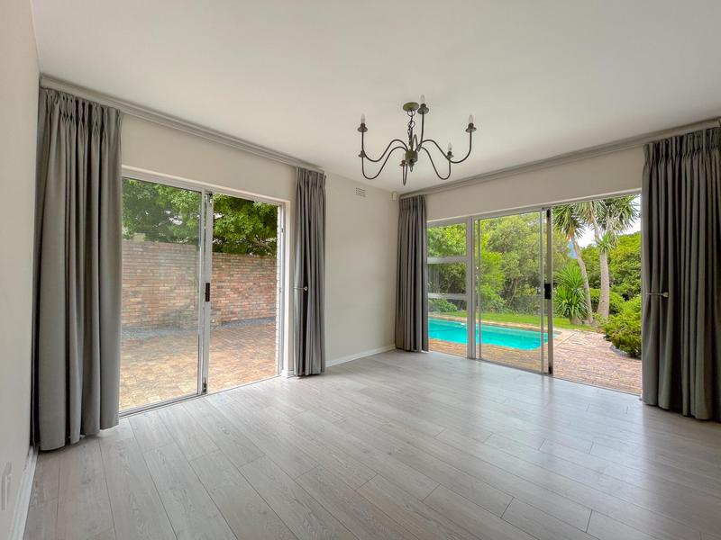 3 Bedroom Property for Sale in Hout Bay Western Cape